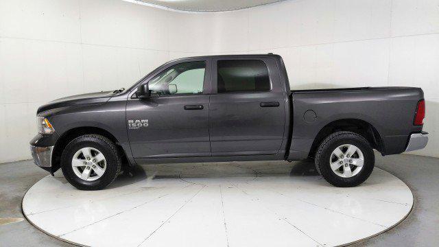 2022 RAM 1500 Classic SLT Crew Cab 4x2 57 Box