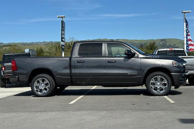 2025 RAM Ram 1500 RAM 1500 BIG HORN CREW CAB 4X4 64 BOX