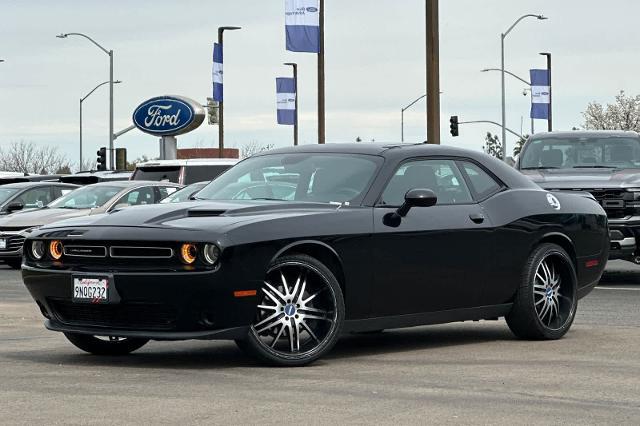 2020 Dodge Challenger SXT for sale in Fresno, CA