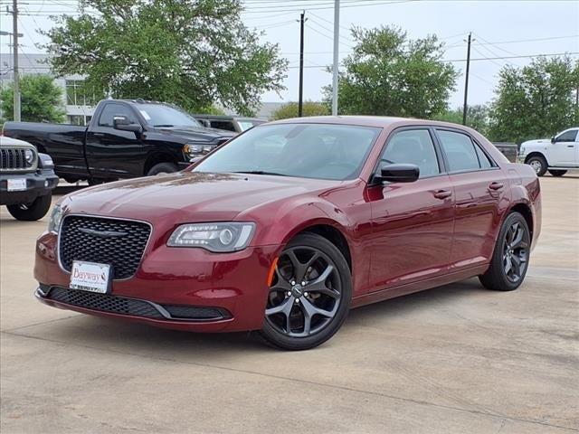 2021 Chrysler 300 Touring