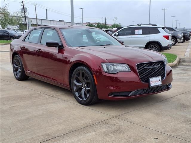 2021 Chrysler 300 Touring