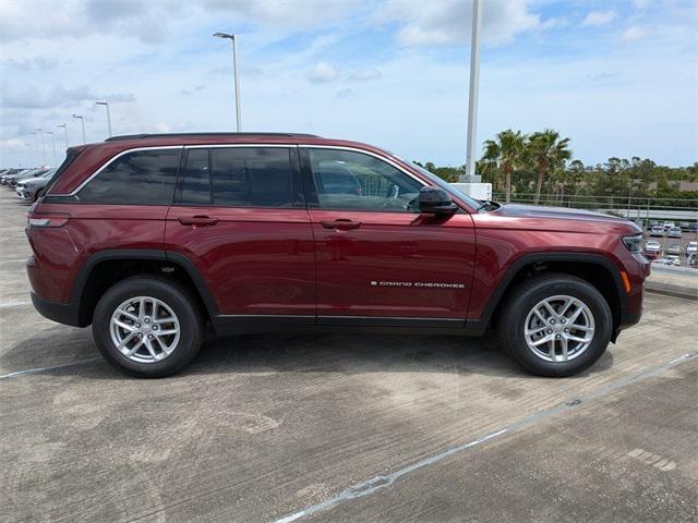 2025 Jeep Grand Cherokee GRAND CHEROKEE LAREDO X 4X2