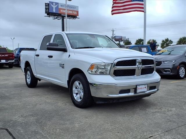 2023 RAM 1500 Classic SLT Crew Cab 4x4 57 Box
