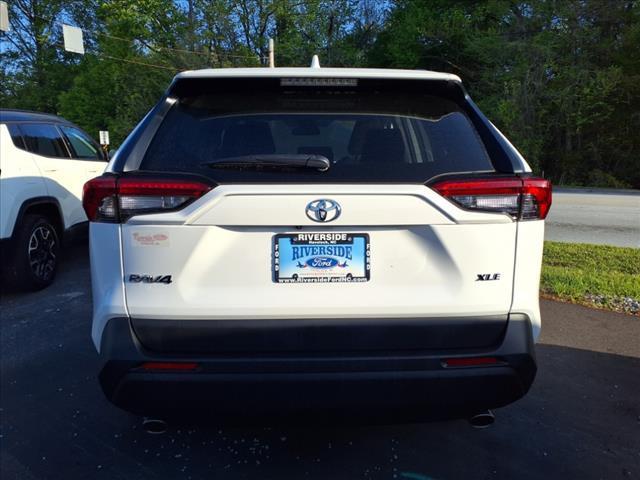 2023 Toyota RAV4 XLE