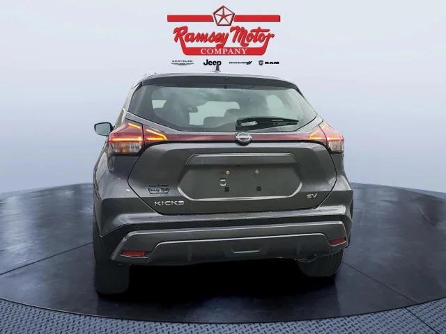 2024 Nissan Kicks SV Xtronic CVT
