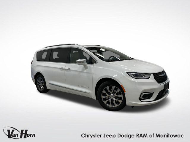 2022 Chrysler Pacifica Hybrid Pinnacle