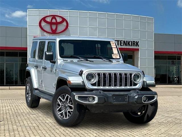 2024 Jeep Wrangler 4-Door Sahara 4x4