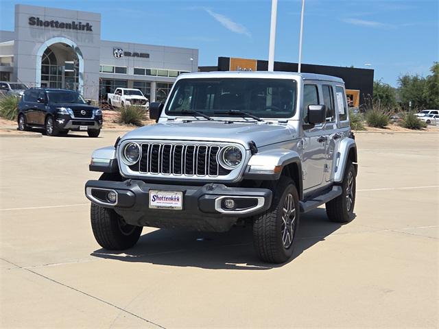 2024 Jeep Wrangler 4-Door Sahara 4x4
