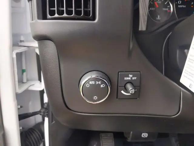 2025 GMC Savana Cutaway Work Van