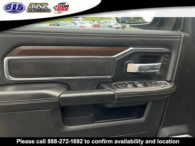 2022 Ram 2500 Laramie Crew Cab 4x2 8' Box