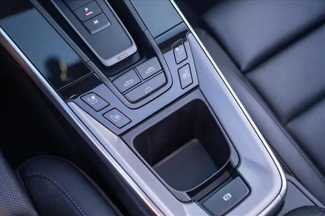 2020 Porsche 911 Carrera 4S Cabriolet