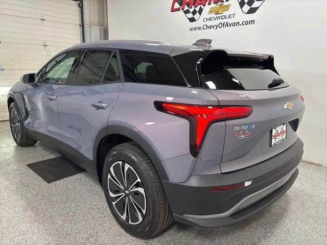 2025 Chevrolet V Blazer RWD LT