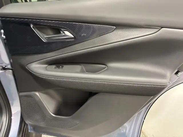 2025 Chevrolet V Blazer RWD LT
