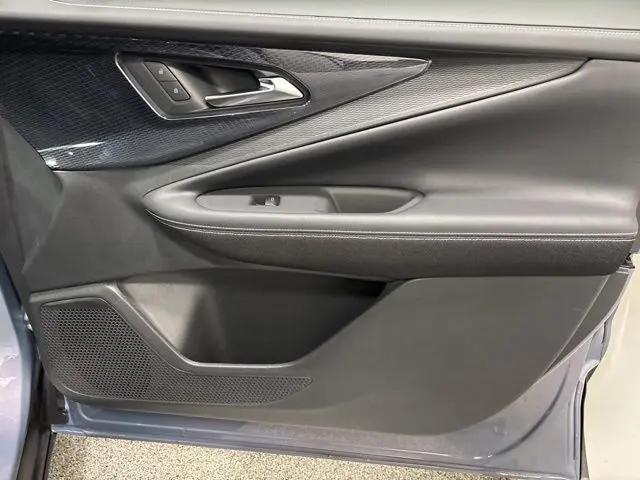 2025 Chevrolet V Blazer RWD LT