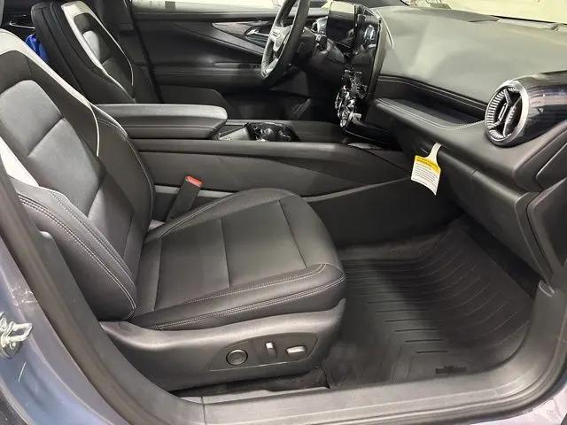 2025 Chevrolet V Blazer RWD LT