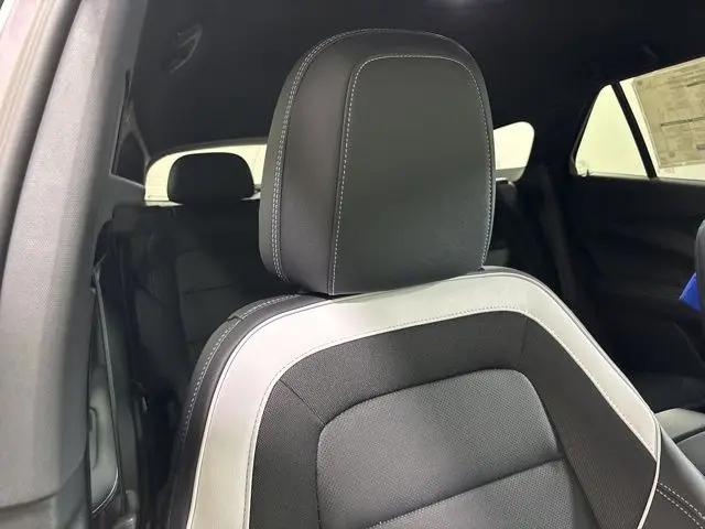 2025 Chevrolet V Blazer RWD LT