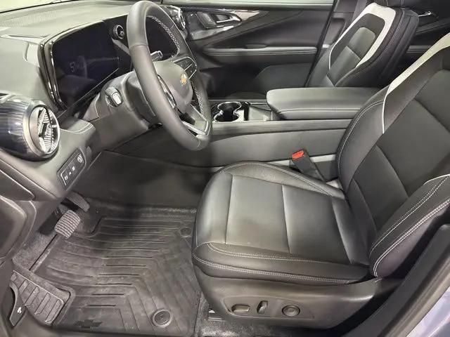 2025 Chevrolet V Blazer RWD LT