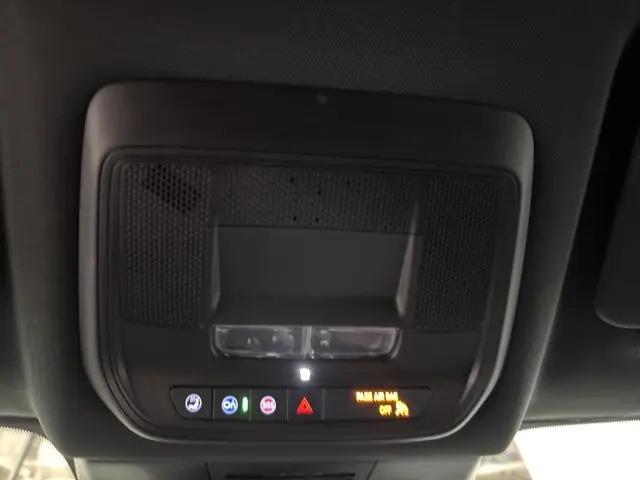 2025 Chevrolet V Blazer RWD LT