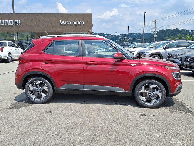 2025 Hyundai Venue Limited - Photo 7