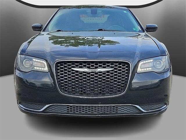 2019 Chrysler 300 Touring