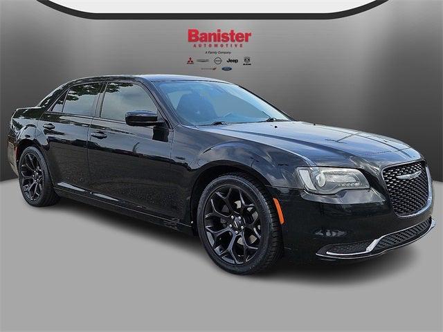 2019 Chrysler 300 Touring