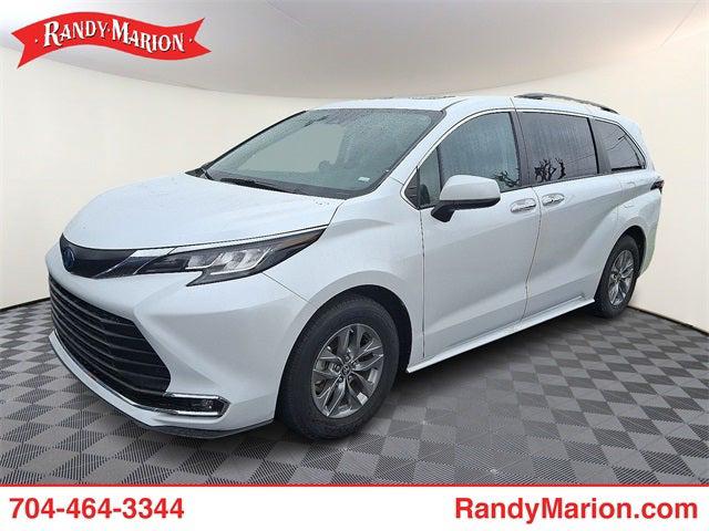 2023 Toyota Sienna XLE 7 Passenger 2023 Toyota Sienna XLE 7 Passenger