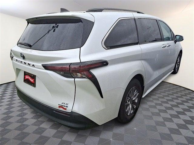 2023 Toyota Sienna XLE 7 Passenger 2023 Toyota Sienna XLE 7 Passenger