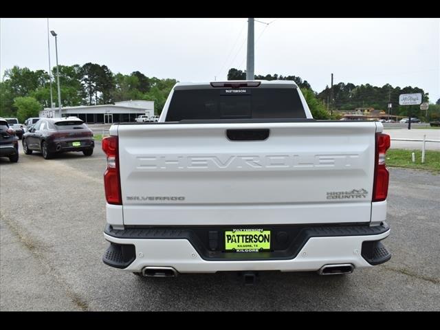 2022 Chevrolet Silverado 1500 4WD Crew Cab Short Bed High Country