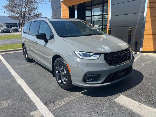 2025 Chrysler Pacifica PACIFICA LIMITED