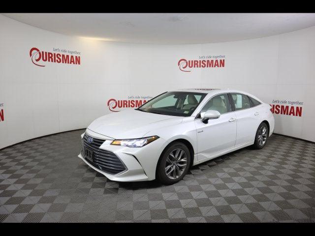2020 Toyota Avalon Hybrid XLE