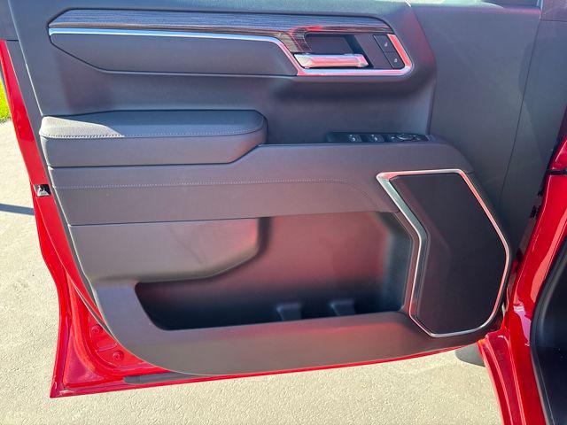 2025 Chevrolet Silverado 1500 4WD Crew Cab Standard Bed LT