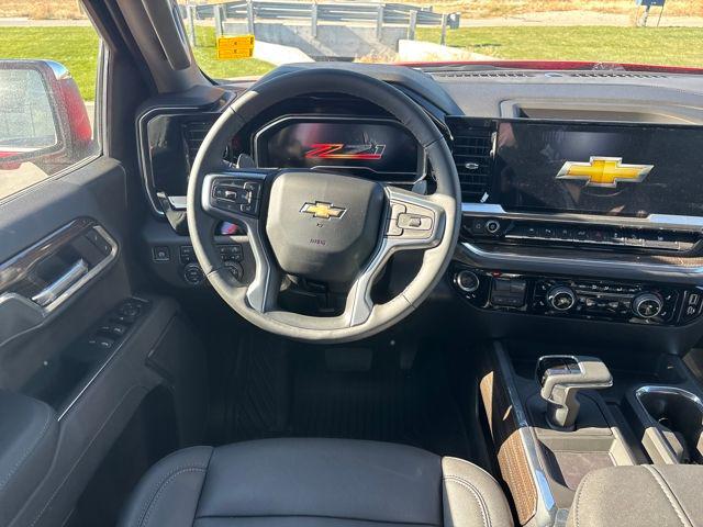 2025 Chevrolet Silverado 1500 4WD Crew Cab Standard Bed LT