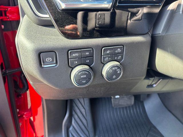 2025 Chevrolet Silverado 1500 4WD Crew Cab Standard Bed LT