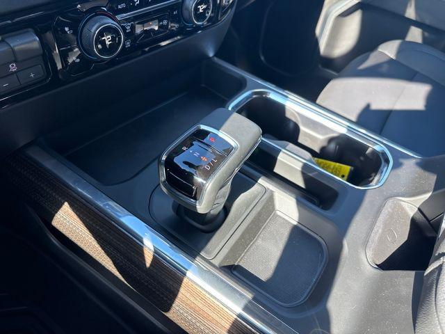 2025 Chevrolet Silverado 1500 4WD Crew Cab Standard Bed LT