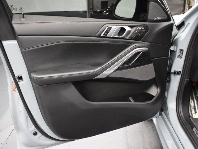 2024 BMW X6 M60i
