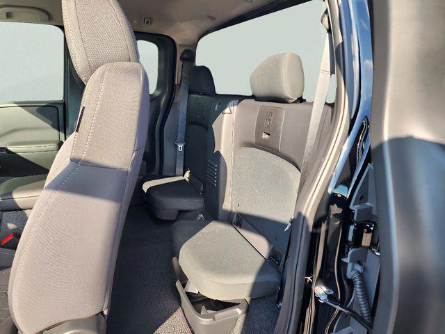 2025 Nissan Frontier King Cab SV 4x4