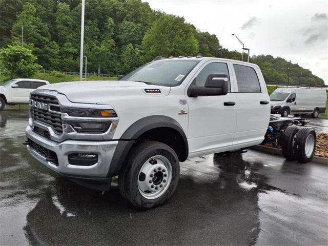 2025 RAM Ram 4500 Chassis Cab RAM 4500 TRADESMAN CHASSIS CREW CAB 4X4 60 CA