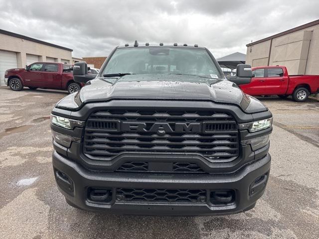 2025 RAM Ram 3500 RAM 3500 TRADESMAN CREW CAB 4X4 8 BOX