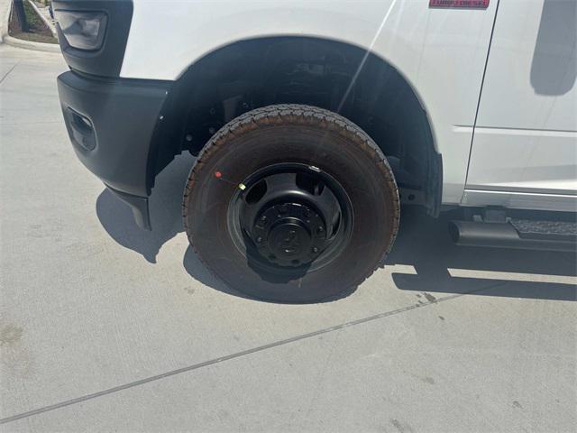 2025 RAM Ram 3500 RAM 3500 TRADESMAN CREW CAB 4X4 8 BOX