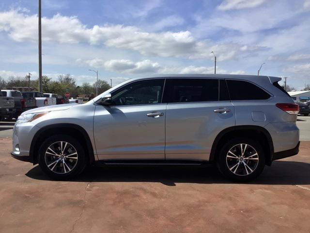 2018 Toyota Highlander LE