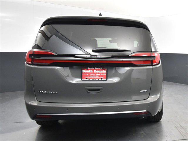 2025 Chrysler Pacifica PACIFICA SELECT AWD