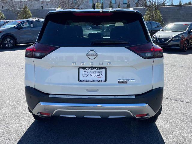 2022 Nissan Rogue Platinum FWD