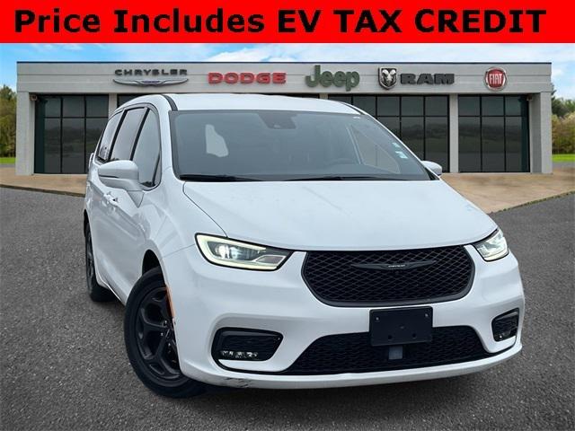 2022 Chrysler Pacifica Hybrid Touring L