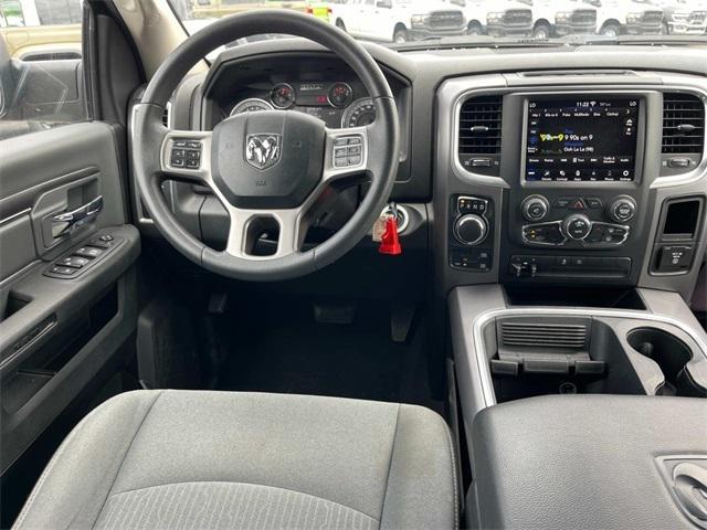 2022 RAM 1500 Classic SLT Crew Cab 4x4 57 Box
