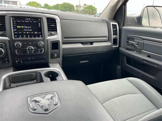 2022 RAM 1500 Classic SLT Crew Cab 4x4 57 Box