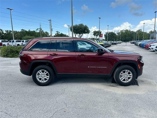 2022 Jeep Grand Cherokee Laredo