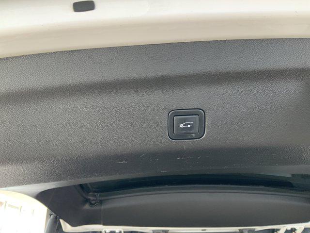 2021 GMC Yukon 4WD Denali