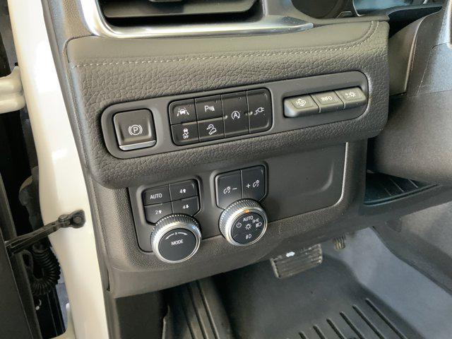 2021 GMC Yukon 4WD Denali
