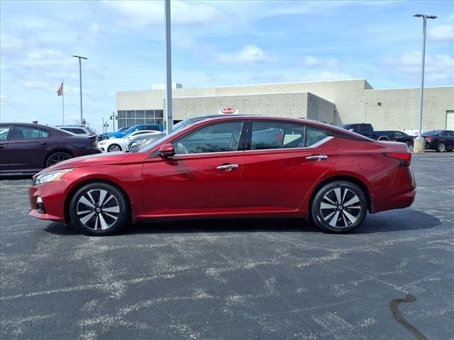 2022 Nissan Altima SL FWD
