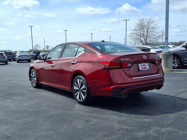 2022 Nissan Altima SL FWD
